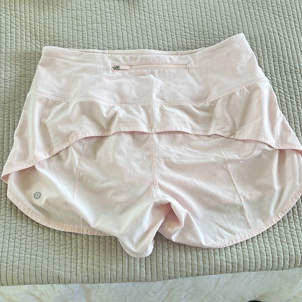 Lululemon speed up high rise 4 inch short size 8 light pink